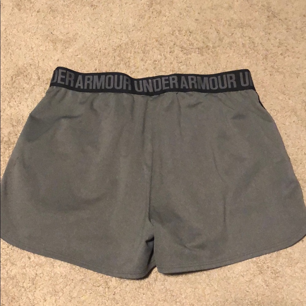 under armour shorts-NWOT -SOLD - Picture 2 of 2